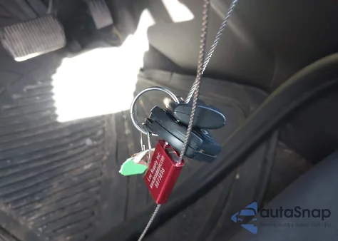 2018 Ford Focus S из США, поврежденный, VIN 1FADP3E2XJL266642